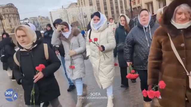 زوجات الجنود الروس يتظاهرن في موسكو للمطالبة بعودة أزواجهن من جبهات القتال في أوكرانيا