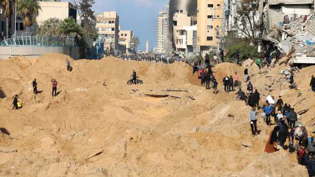 شاهد: أجمل شوارع غزة تحولت إلى صحراء قاحلة.. هكذا بدت معالم المدينة بعد انسحاب الجيش الإسرائيلي