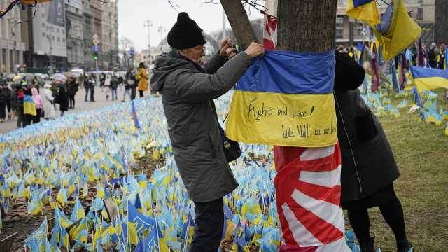قادة أوروبيون يتقاطرون على كييف في الذكرى الثانية للحرب الروسية الأوكرانية