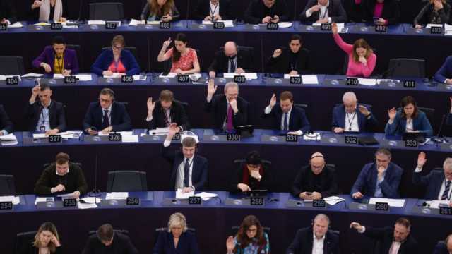 البرلمان الأوروبي يصادق على قرار يدين تعطيل إسرائيل وصول المساعدات إلى غزة