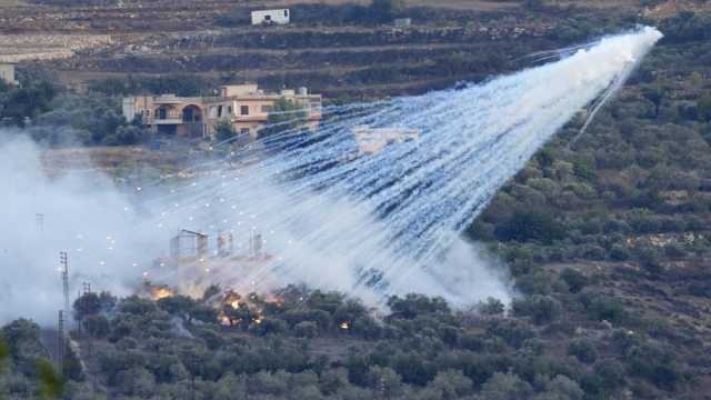 جريح في غارة إسرائيلية استهدفت شاحنة في بعلبك شرق لبنان