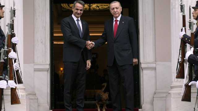 هل اقتربت نهاية الخصام التاريخي بين أنقرة وأثينا؟ رئيس وزراء اليونان يزور تركيا لبحث مبادرة الصداقة