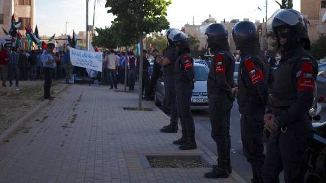 'النكبة لن تتكرر'... فلسطينيون وأردنيون يحيون ذكرى النكبة أمام مبنى الأمم المتحدة بعمّان