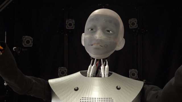شاهد: تعرّف على غواغوا.. الروبوت الصيني القادر على محاكاة مشاعر البشر