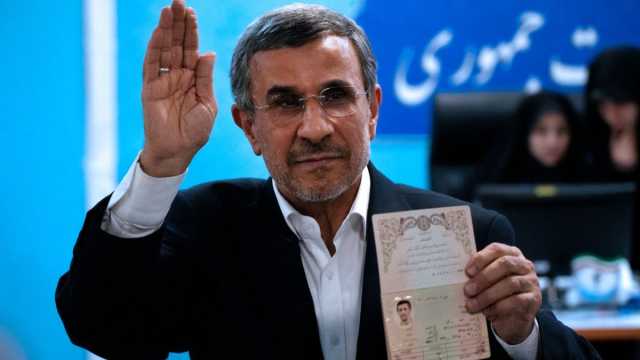  قبل يوم واحد من إغلاق باب الترشح.. محمود أحمدي نجاد يدخل السباق الانتخابي لخلافة رئيسي