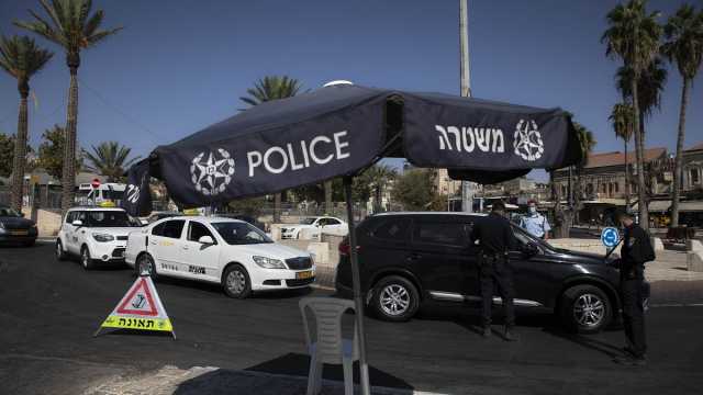 مقتل شخص من فلسطينيي الداخل وجرح آخر بسبب انفجار سياراتهما قرب تل أبيب