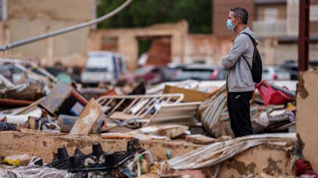 فيضانات فالنسيا: شحّ المساعدات من الحكومة المركزية يقابله مزيد من التضامن الشعبي لتجاوز آثار الكارثة