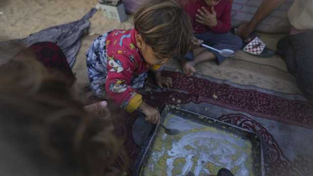 مباشر. الحرب بيومها الـ413: قتلى وجرحى في غزة وتل أبيب تبحث خطةً لتعطيل مذكرة الاعتقال وحزب الله يقصف حيفا