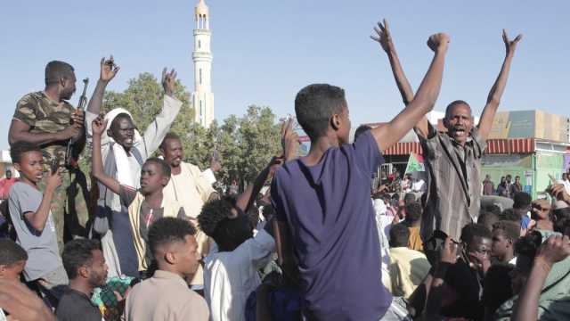 احتفالات بسيطرة الجيش السوداني على مدينة ود مدني الاستراتيجية ومعقل قوات الدعم السريع